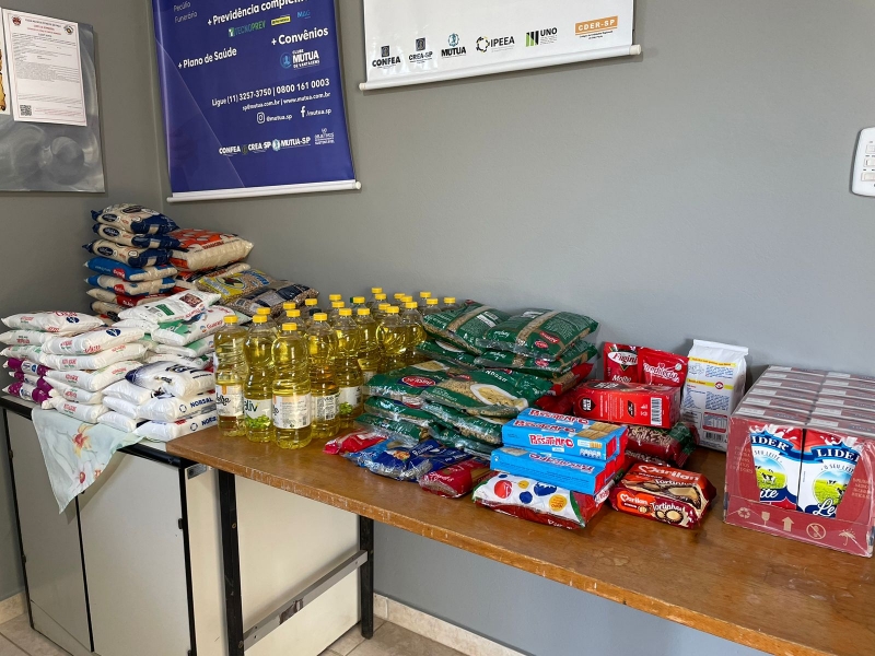 Galeria mais-de-120-kg-de-alimentos-arrecadados-em-campanha-solidaria